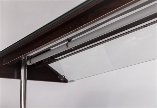 LED Belysning i överhylla